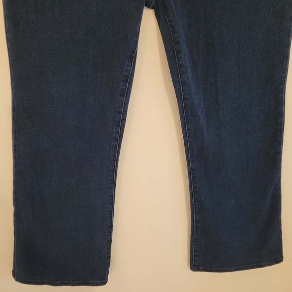Betabrand pull on denim pants slightly flared leg size XL petite - Picture 3 of 14